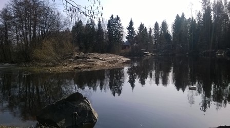 Kraatakinkarin edusta on avoinna.jpg pienennetty