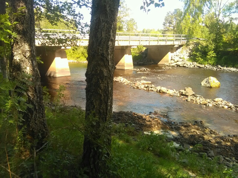 Salmelankoski kunnostettu yläosastaan 050619
